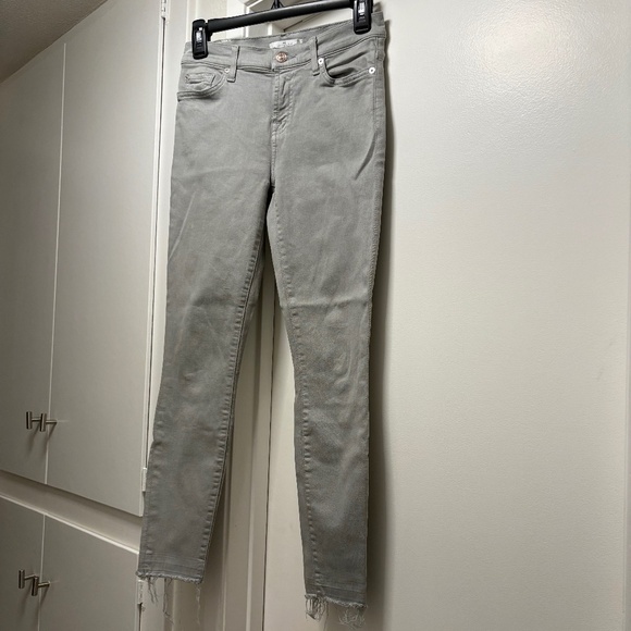 7 for all Mankind khaki skinny jeans - size 26 - Picture 1 of 8
